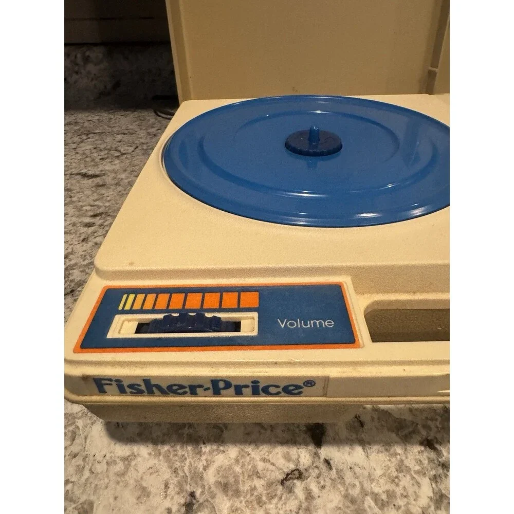 Fisher-Price 825 Vintage 1978 Phonograph 33/45 Kids Record Player Turntable